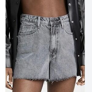 NWT WeWoreWhat REVOLVE The Boyfriend Denim Icon Jean Shorts in Washed Gray - 29